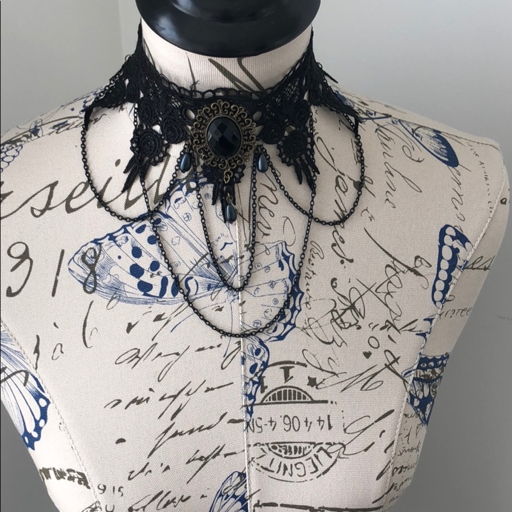 Black Lace Choker - Picture 1 of 7